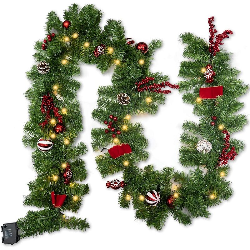 Pre-lit Christmas garland, 9 ft