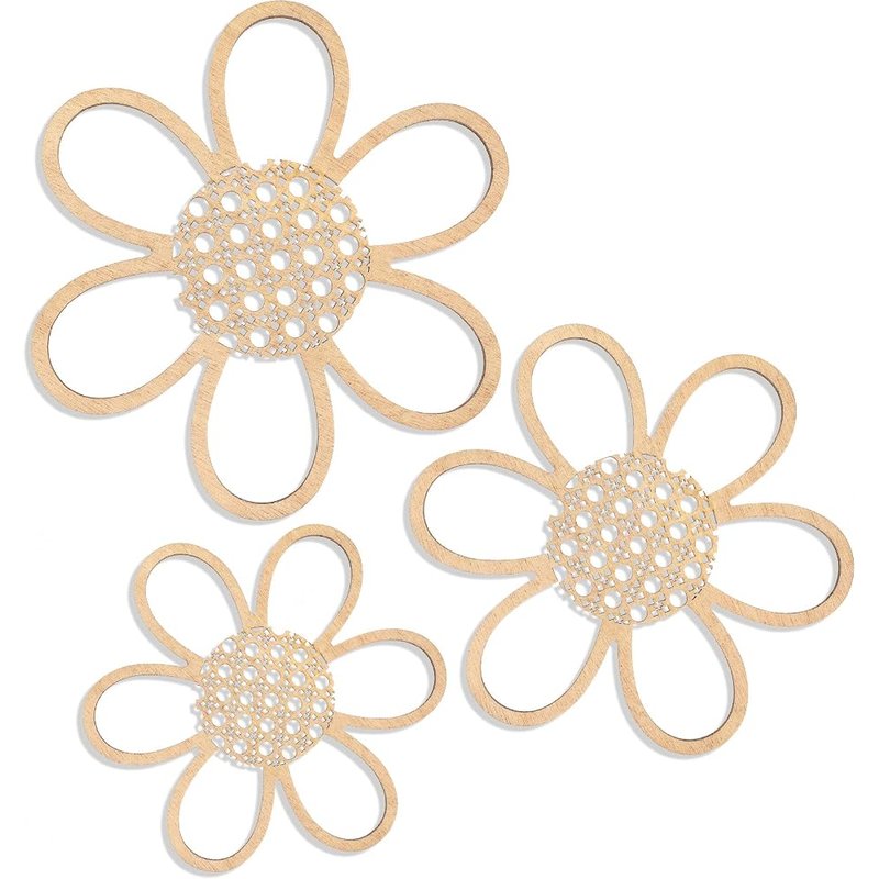 Wood daisy wall decor