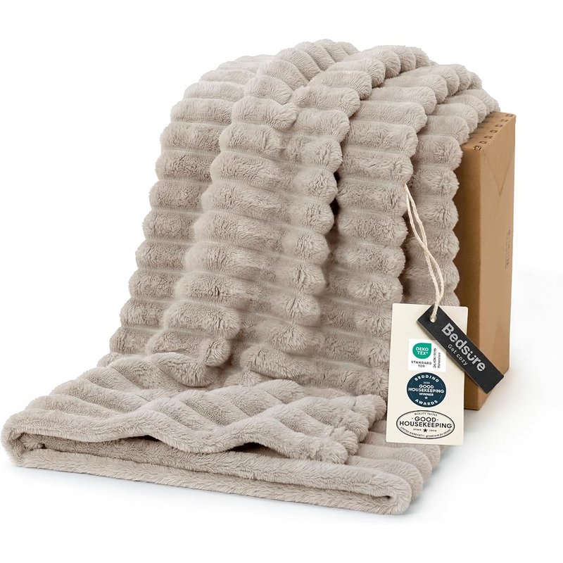 Ribbed faux fur throw